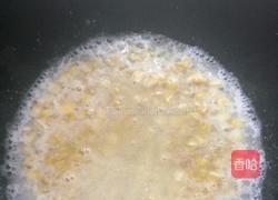 玉米火腿肠炒鸡蛋的做法图解4