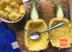 菠萝虾仁蛋炒饭的做法图解5