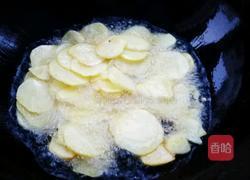 香辣孜然土豆片的做法图解2