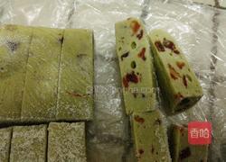 抹茶味草莓牛轧糖的做法图解11