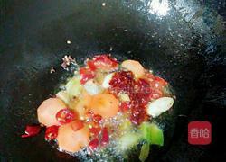 鱿鱼爆海参的做法图解7