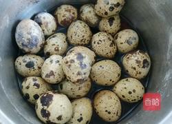 草果卤鹌鹑蛋的做法图解2