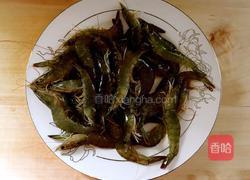 白灼基围虾的做法图解1