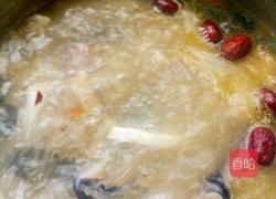 椰子乌鸡炖猪骨汤的做法图解8