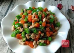 青椒炒鸡丁的做法图解11