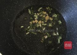 咸蛋黄豆腐的做法图解2