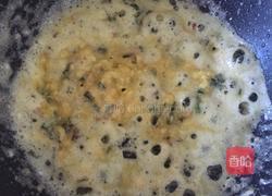 咸蛋黄豆腐的做法图解3