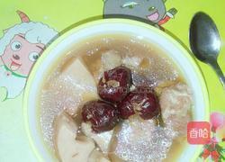 莲藕猪骨汤的做法图解4