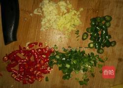 干锅鲈鱼的做法图解2