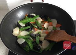 荷兰豆炒山药的做法图解7