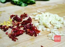 凉拌蒜泥黄瓜的做法图解2