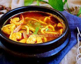 海鲜咖喱乌冬面