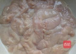 酸豆角炒大肠的做法图解1