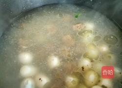 鹌鹑蛋营养汤的做法图解3