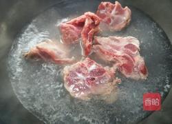 淮山玉米猪骨汤的做法图解2