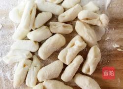 山西手搓猫耳朵的做法图解2