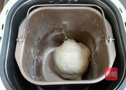 卡士达酱奶油面包的做法图解2