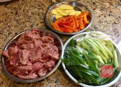 姜葱牛肉的做法图解1