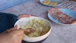 培根土豆卷的做法图解8