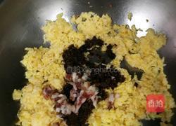 咖喱牛肉酱蛋炒饭的做法图解8