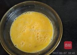 凉拌鸡蛋黄瓜的做法图解4