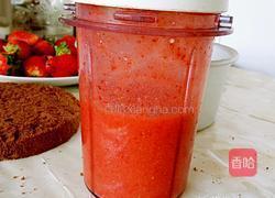 鲜榨草莓汁的做法图解3