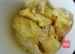 芹菜炒鸡蛋的做法图解5