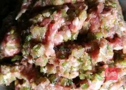 猪肉芹菜水饺的做法图解5