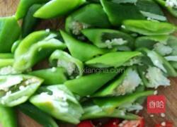 酱爆尖椒的做法图解1