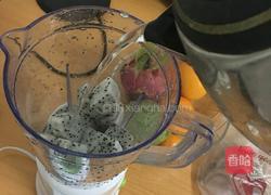 火龙果汁的做法图解4