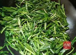 螺蛳肉炒韭菜的做法图解6