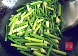 蒜苔炒鸡蛋的做法图解4