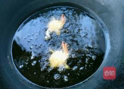 菠萝虾球的做法图解10