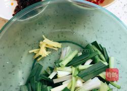 青蒜烧鸭血的做法图解3