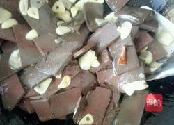 大蒜炒羊血的做法图解4