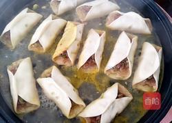 猪肉芹菜大葱馅煎饺的做法图解16