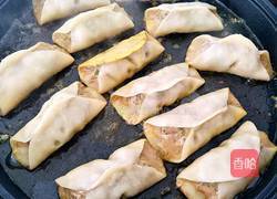 猪肉芹菜大葱馅煎饺的做法图解18