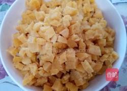 麻辣窝窝头丁的做法图解2