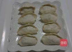 抱蛋煎饺的做法图解1