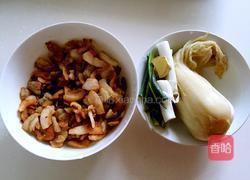 油渣酸菜馅饺子的做法图解5