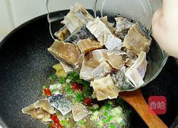 红烧咸鱼块的做法图解4