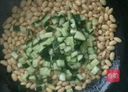黄瓜炒豆的做法图解6