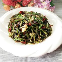 炒蕨菜的做法[图]