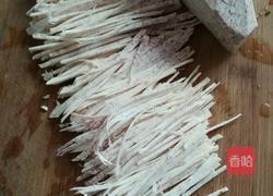 蒜香肉末香芋丝的做法图解1