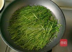 芽苗菜白菜肉馅的做法图解1