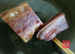 萝卜干炒腊肉的做法图解1