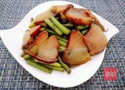 蒜薹辣炒腊肉的做法图解10