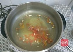 陈皮胡萝卜小米粥的做法图解3