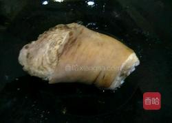 卤肘子的做法图解6