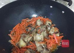 新疆抓饭（2-3人份）的做法图解1